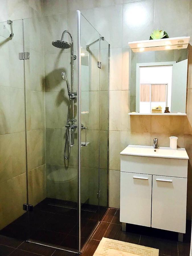Apartmani Maki Omiš Eksteriør billede