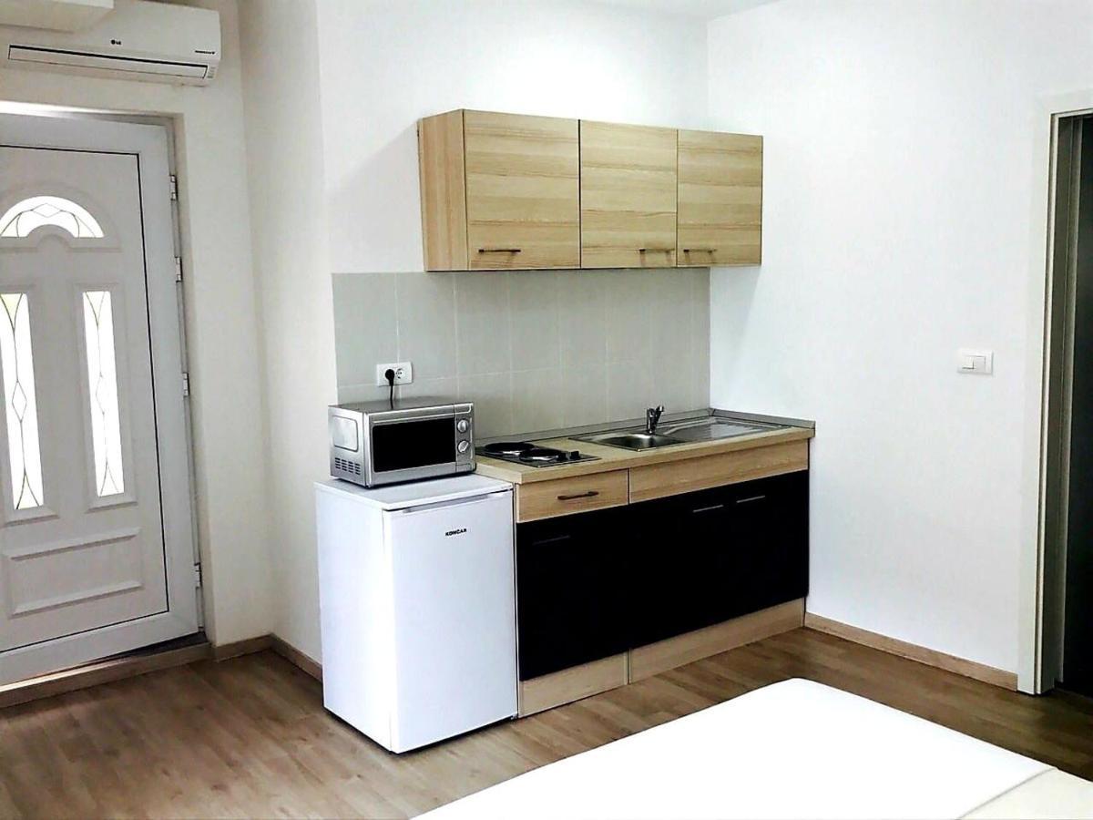 Apartmani Maki Omiš Eksteriør billede